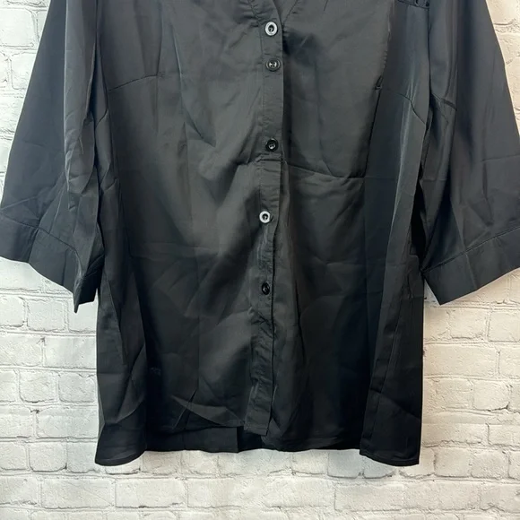 BloomChic Black Cut Out Button Down Top Plus Size 1X - Picture 5 of 7